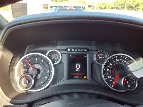 Used 2026 RAM 2500 Big Horn AWD/4WD image 12