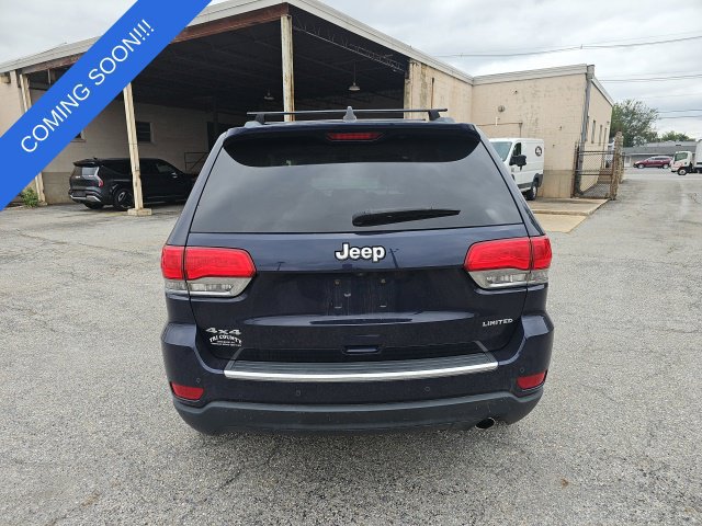 Used 2017 Jeep Grand Cherokee Limited AWD/4WD image 4