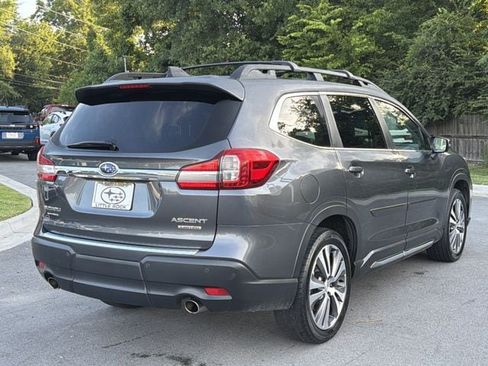 Used 2022 Subaru Ascent Limited w/ Technology Package AWD/4WD image 3