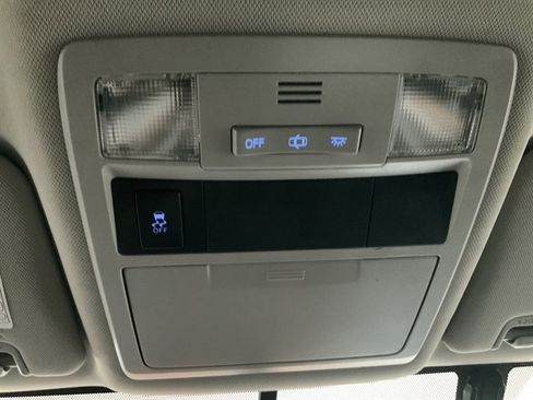 Used 2016 Toyota Tacoma SR5 image 30