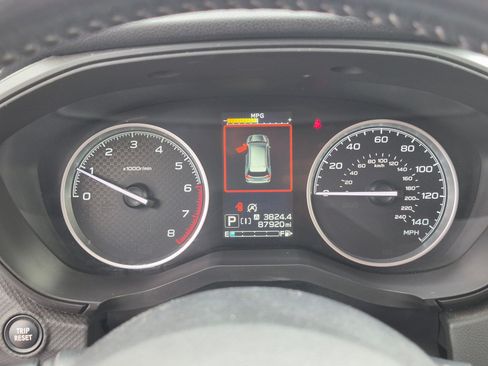 Used 2021 Subaru Forester Premium AWD/4WD image 22