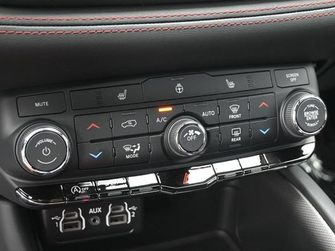 New 2026 Dodge Durango GT w/ Blacktop Package AWD/4WD image 20