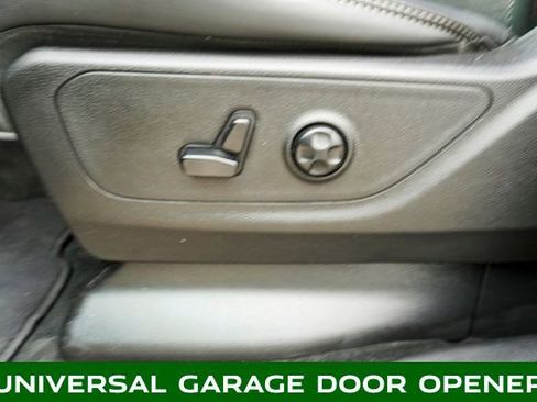 Used 2019 RAM 1500 Sport image 12