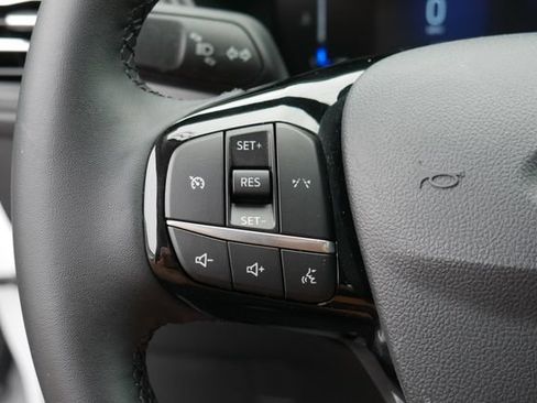 Used 2024 Ford Escape Active AWD/4WD image 17