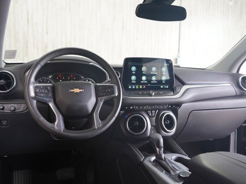 Used 2024 Chevrolet Blazer LT w/ Convenience Package FWD image 11