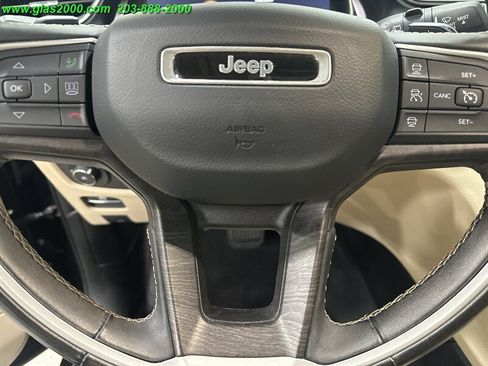 Used 2022 Jeep Grand Cherokee L Limited AWD/4WD image 34