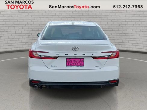 Used 2026 Toyota Camry SE w/ Convenience Package FWD image 7