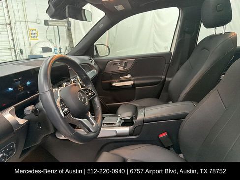 Certified 2022 Mercedes-Benz GLB 250 4MATIC image 13