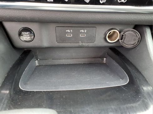 Used 2024 Nissan Rogue SV AWD/4WD image 12