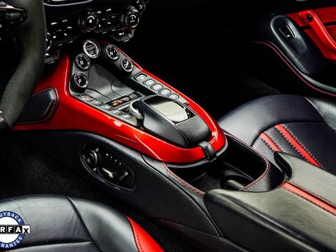 Used 2020 Aston Martin V8 Vantage Coupe image 16
