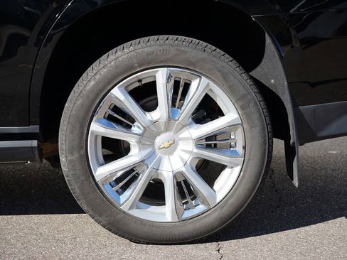 Used 2022 Chevrolet Tahoe High Country w/ Premium Package 2 image 35