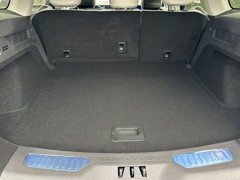 New 2026 Lincoln Nautilus Reserve image 13