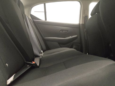 Used 2025 Nissan Sentra S FWD image 19