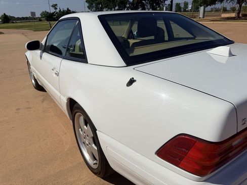 Used 2000 Mercedes-Benz SL 500 image 11