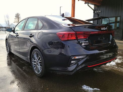 Used 2022 Kia Forte GT-Line w/ GT-Line Premium Package image 6