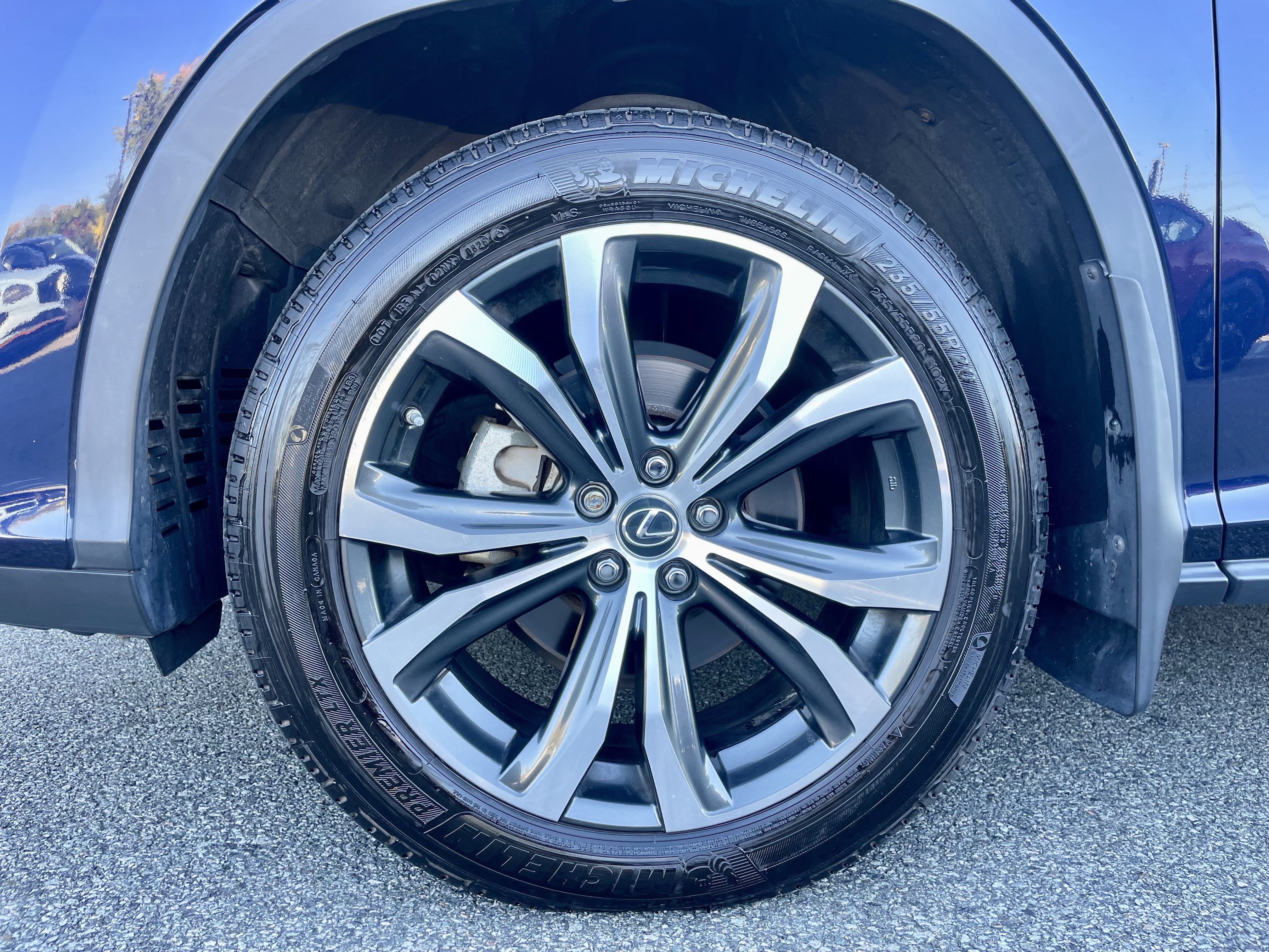 Used 2021 Lexus RX 350L Premium w/ Premium Package AWD/4WD image 9