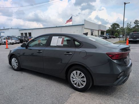 Used 2023 Kia Forte LX FWD image 6