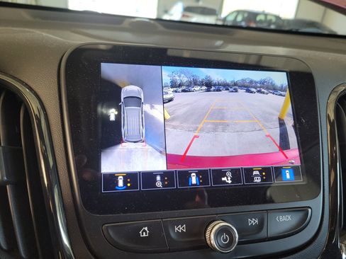 Used 2023 Chevrolet Equinox RS w/ RS Leather Package image 14