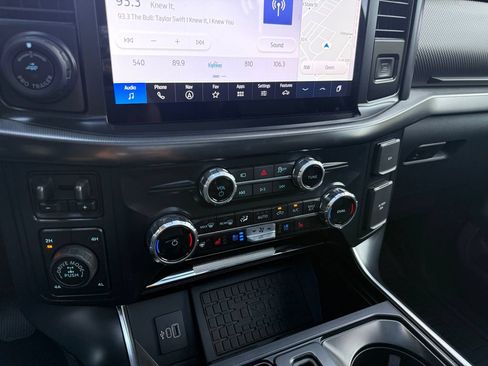 Used 2025 Ford F150 Raptor AWD/4WD image 26
