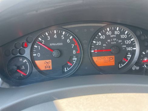 Used 2013 Nissan Frontier SV AWD/4WD image 17