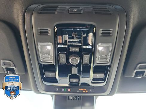 New 2026 GMC Yukon XL Denali w/ Advanced Technology Package AWD/4WD image 35