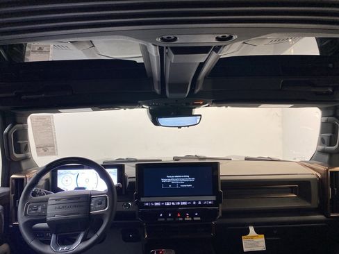 New 2025 GMC Hummer EV 2X image 6