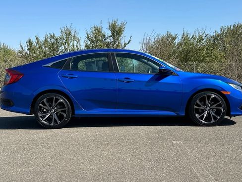 Certified 2020 Honda Civic Sport image 2