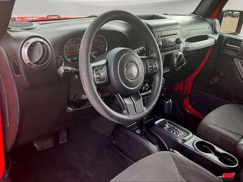 Used 2018 Jeep Wrangler Unlimited Sport w/ LED Lighting Group image 18