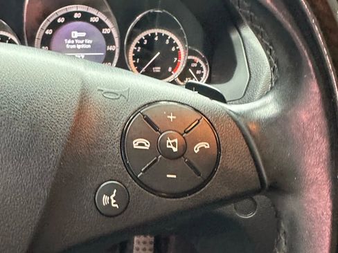 Used 2011 Mercedes-Benz E 350 Cabriolet image 23