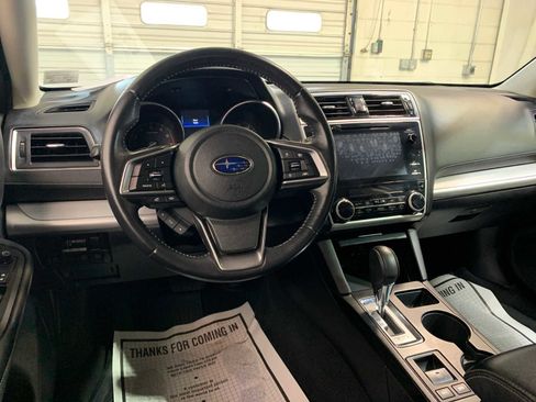 Used 2019 Subaru Outback 2.5i Premium image 4