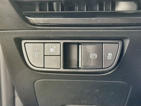 Used 2024 Kia EV6 Light AWD/4WD image 13