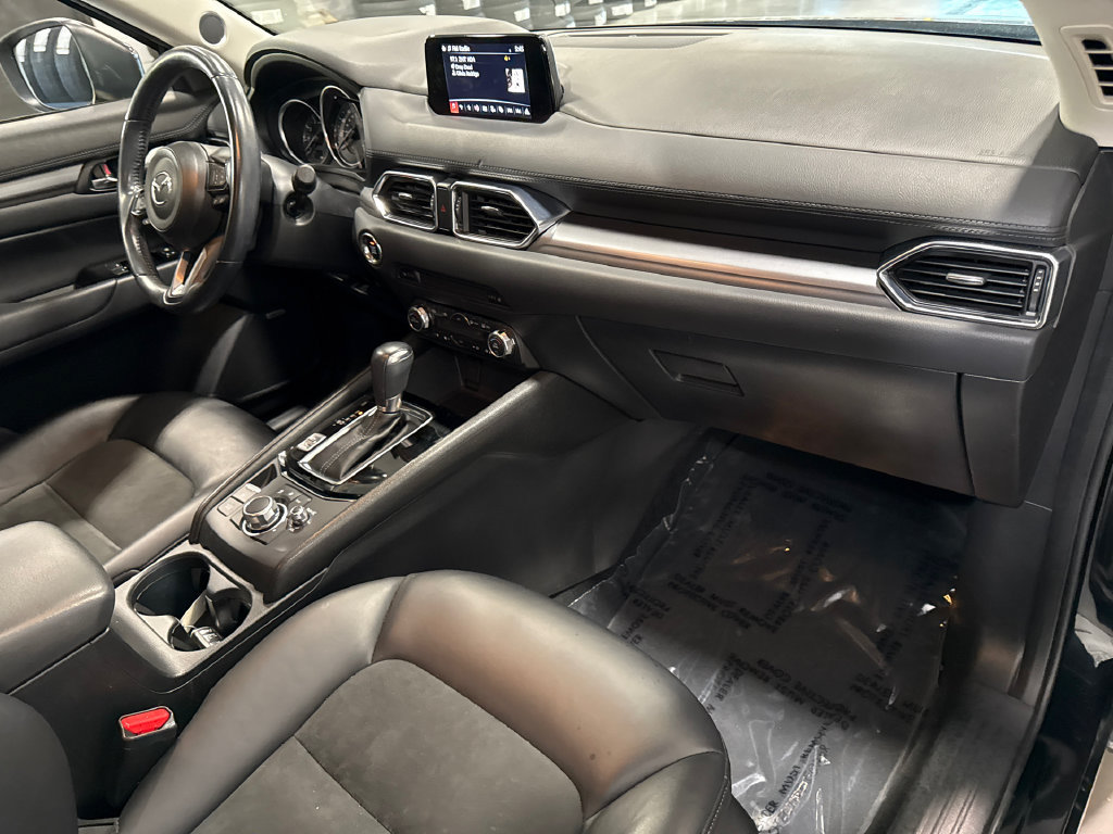 Used 2018 MAZDA CX-5 Touring w/ Preferred Equipment Package AWD/4WD image 19