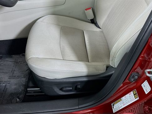 Used 2022 Nissan Altima 2.5 SV AWD/4WD image 22