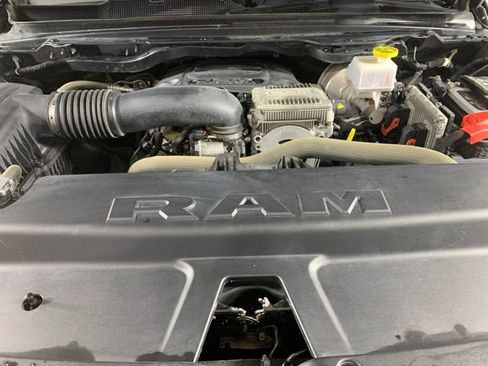 Used 2020 RAM 1500 Laramie AWD/4WD image 30