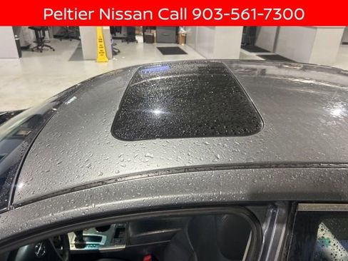 Used 2015 Nissan Altima 3.5 SL FWD image 11