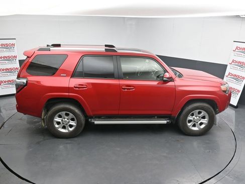 Used 2019 Toyota 4Runner SR5 Premium image 17