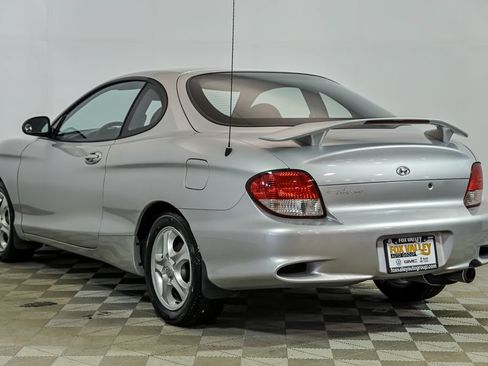 Used 2001 Hyundai Tiburon FWD image 6