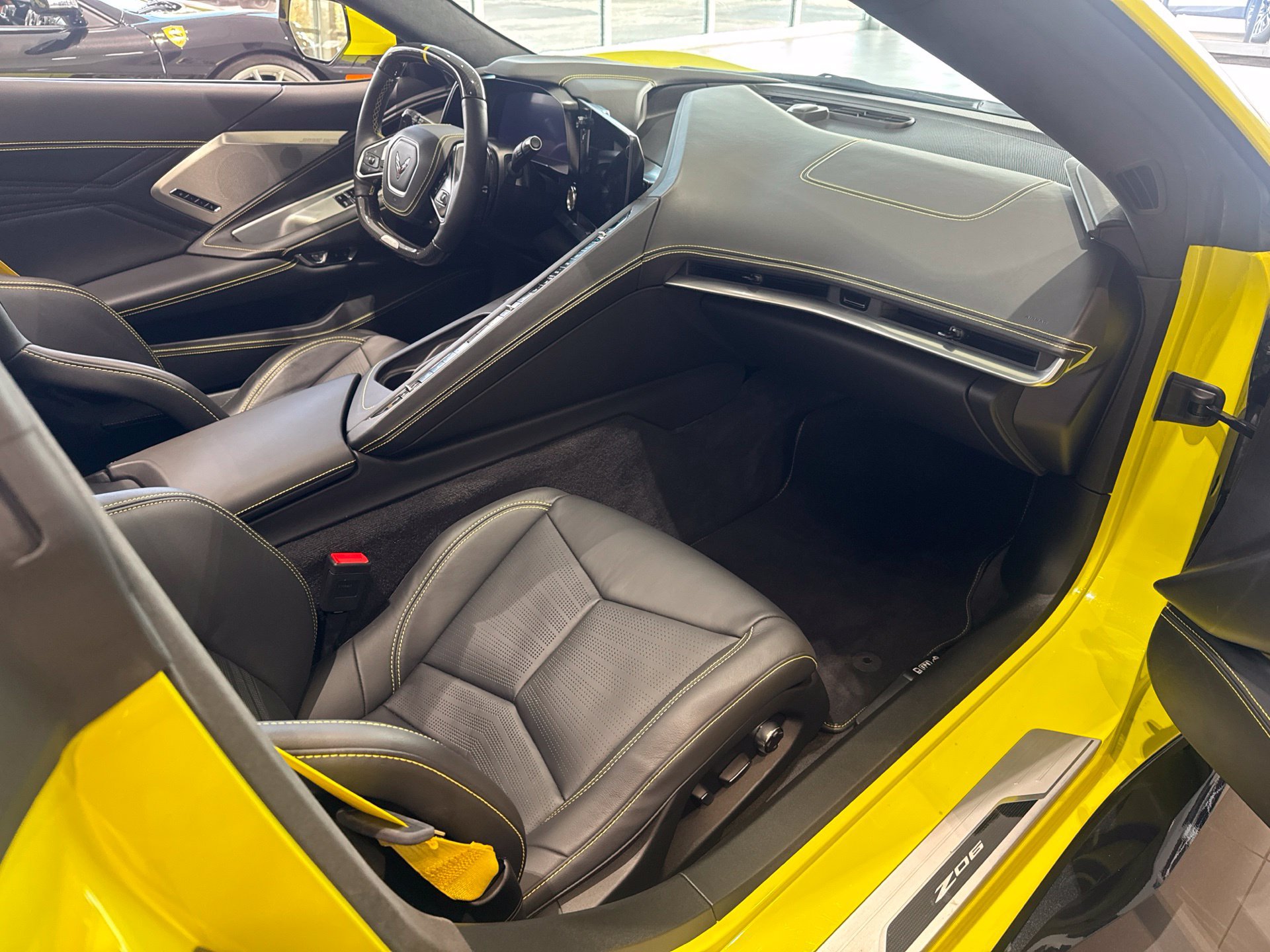 Used 2024 Chevrolet Corvette Z06 RWD image 18