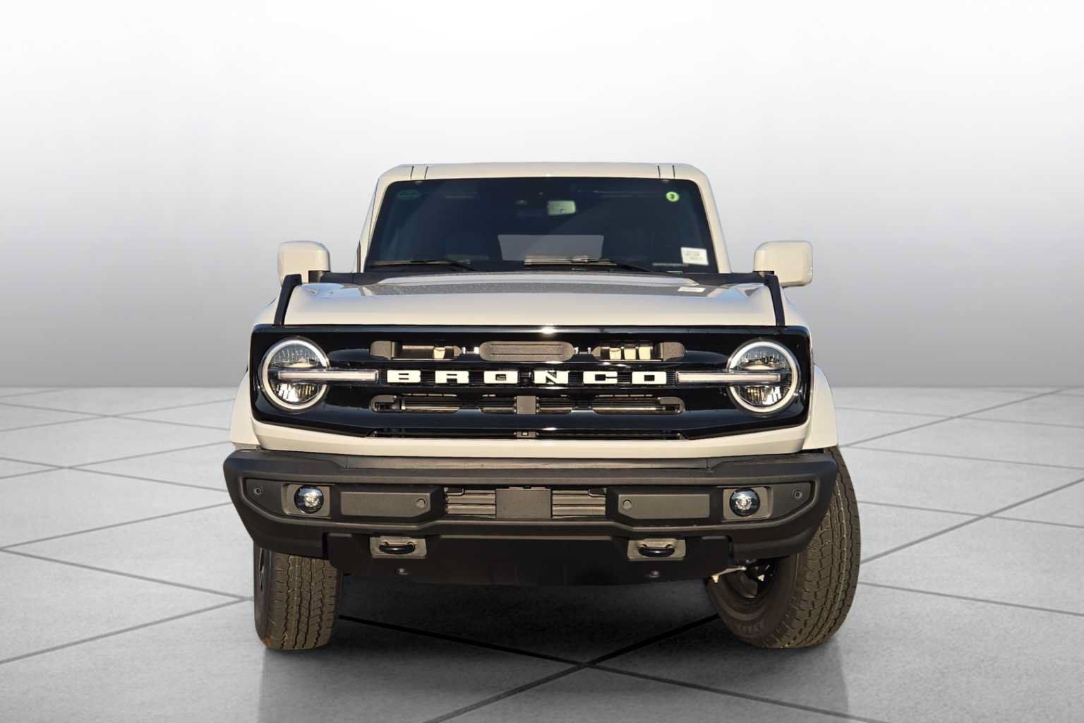 New 2026 Ford Bronco Outer Banks AWD/4WD image 3
