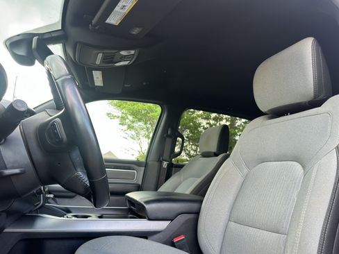 Used 2021 RAM 1500 Big Horn AWD/4WD image 2