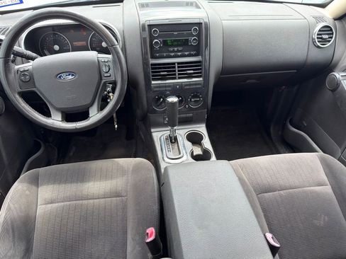 Used 2010 Ford Explorer XLT RWD image 20