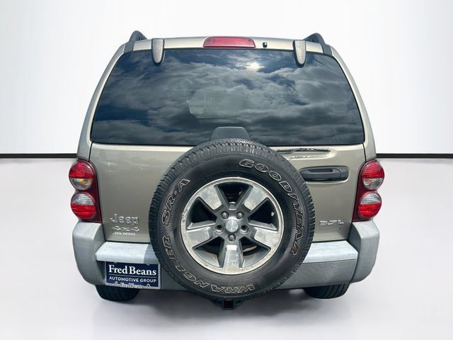 Used 2006 Jeep Liberty Sport AWD/4WD image 7