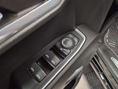 Used 2022 Chevrolet Silverado 1500 RST image 25