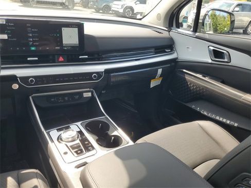 New 2026 Kia Carnival SX Prestige image 13