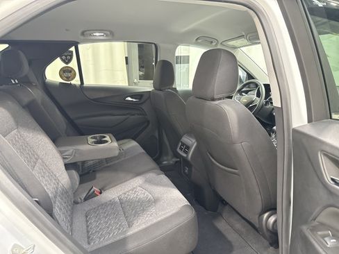 Used 2023 Chevrolet Equinox LT FWD image 29