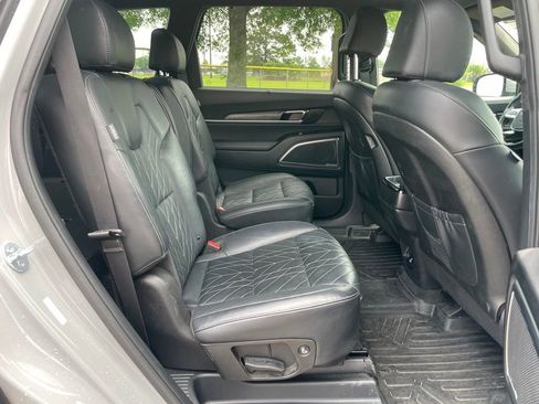 Used 2024 Kia Telluride SX Prestige X-Pro AWD/4WD image 16