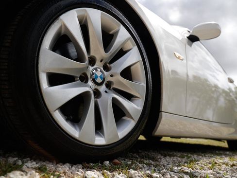 Used 2013 BMW 328i Convertible image 29