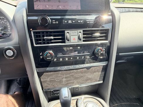 Used 2022 Nissan Armada Platinum w/ Captain's Chairs Package AWD/4WD image 22