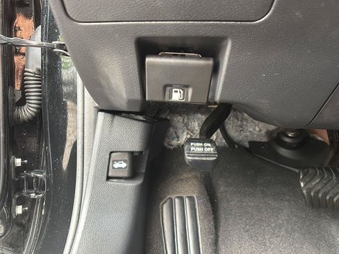 Used 2023 Nissan Altima 2.5 SV FWD image 30