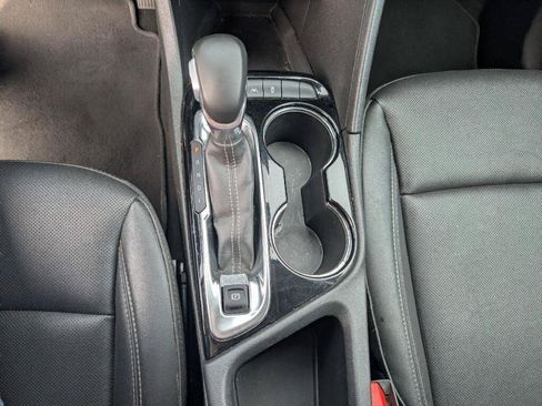 Used 2024 Buick Encore GX Sport Touring AWD/4WD image 15